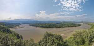 what represents sisterhood ewmsister