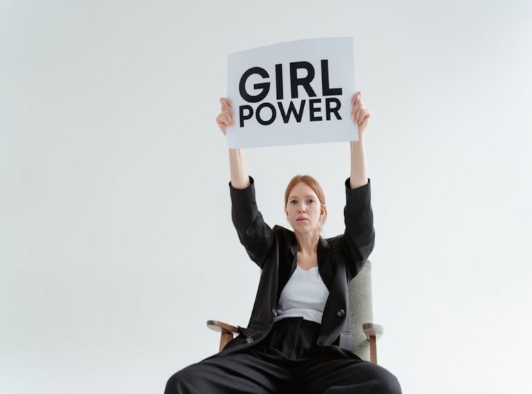 How to Become a Woman of Power Ewmhisto