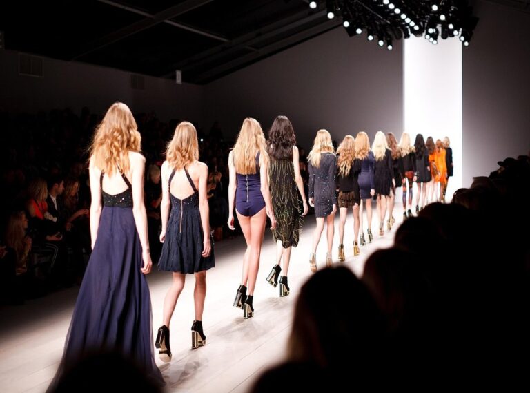 Why Fashion Shows Are Weird Lwspeakfashion